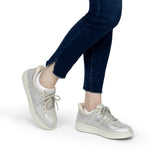 Elise - A Hands-Free Kényelem Sneaker Stílusos Napokra
