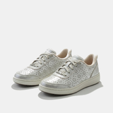 Elise - A Hands-Free Kényelem Sneaker Stílusos Napokra